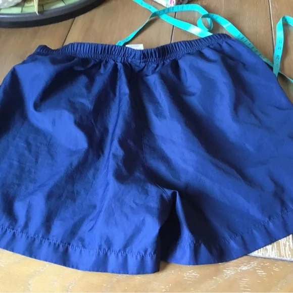 Addidas Shorts ladies med EUC - Picture 4 of 4